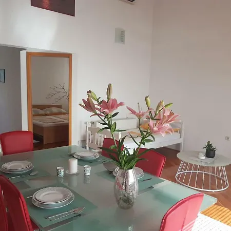 Rako M&i Apartment Podstrana